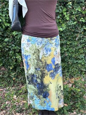 ✨vintage floral watercolor skirt